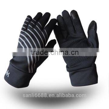 high quality non slip touch tech gloves