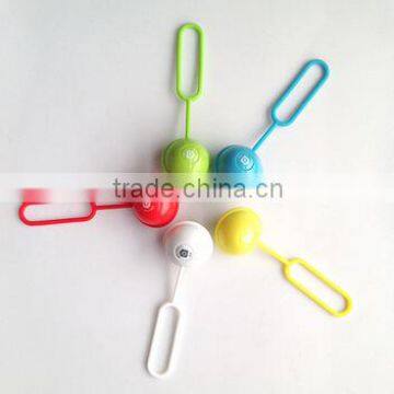 Mini Bluetooth self-timer for iphone5s