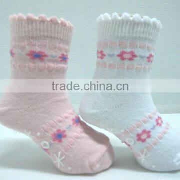 Buddle cuff Baby socks with rubber soles