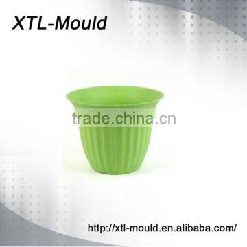 Colorful Customized Plastic Flower Pots in Various Shapes photo-3