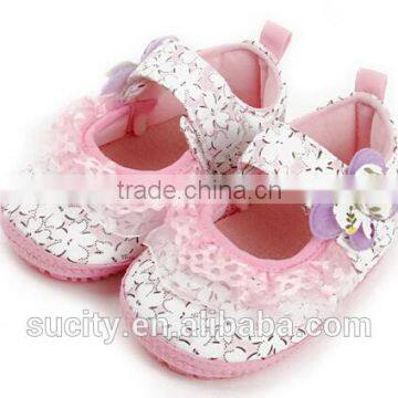 lovely voile lace fabric newborn baby shoe with flower pattern