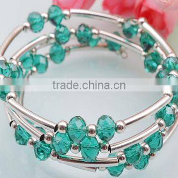 European and American Popular Hot Style Crystal Bright Pearl and Garnet Bracelet Metal Spring 2016 Bracelets