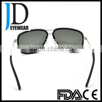 Italian Fashion Design High Quality Metal Sunglasses.