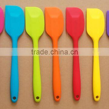 Unique Design-Knife shaped spatula silicone