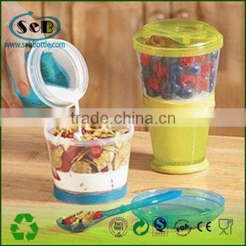 Twist-Off double-deck plastic cereal breakfast cup with spoon , salad cup , candy color