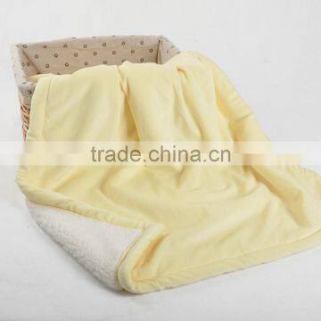 Cheap Wholesale Custom Thick Heavy Fleece Throw Blanket