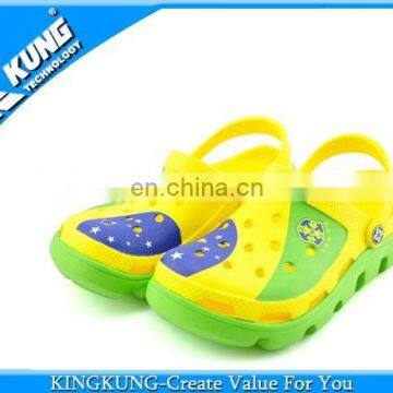 Cheap and Stylish Man Garden Shoe With Eva Material