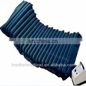 Inflatable Medical Anti Decubitus Air Mattress With Pump for Health Care Therapy. photo-4