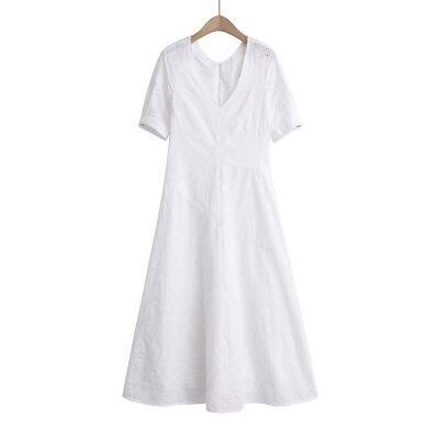Summer New Women's White Fashionable Hollow Embroidery V-neck Short Sleeved Dress Midi Dress photo-2