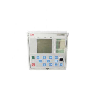 REF630 UBFNABACBABZAZNAXC    Cuatro preconfiguraciones/para las necesidades típicas de protección, medición y control de alimentadores