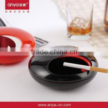 D535 ANYA Unique hot sell UFO ceramic ashtray plastic promotion gift glass ashtray                        
                                                Quality Choice