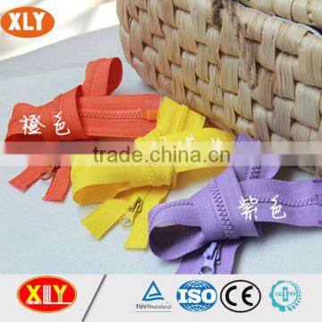 OEM available cheap price plastic zipper , vislon zipper , open end vislon zipper