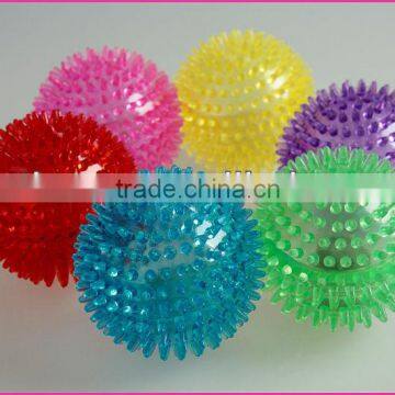 2013 New Bouncing Flashing Spiky Ball Pet toy