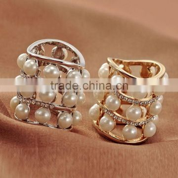 hot sale metal alloy plastic pearls scarf ring 2015