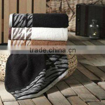 solid color jacquard border bath towel wholesale