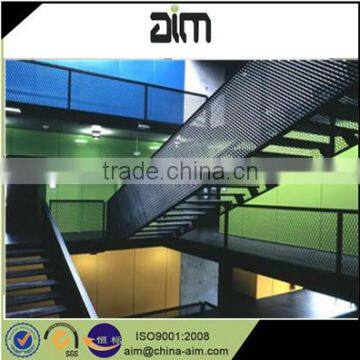 Heavy duty expanded metal wire mesh fence/for walkway