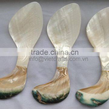 Cake slice made from shell and mother of pearl, 18cm long