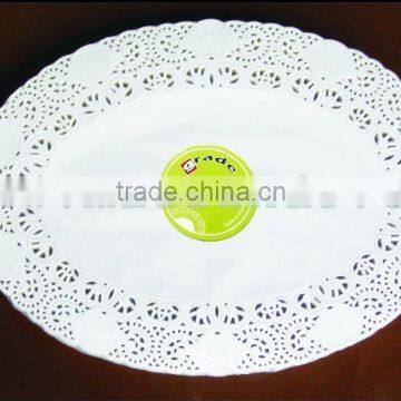 Oval Glassine Doily