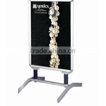 Outdoor portable aluminum A1 poster board