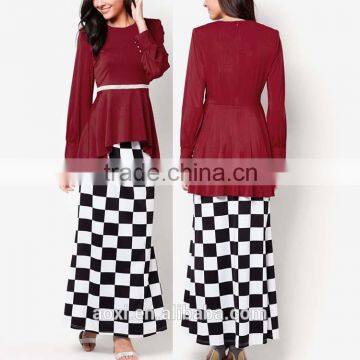 OEM supply black white strip high quality women muslim dress