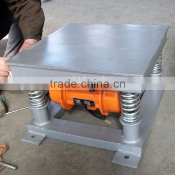 gravity shaking table for concrete compacting