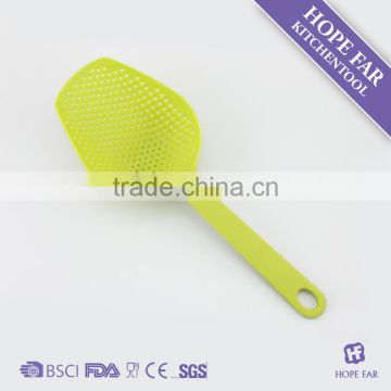 0600036 Hot sell colander scoop,nylon strainer ladle