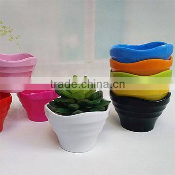 Unique Shape Resin Bright Color Flower Pot photo-2