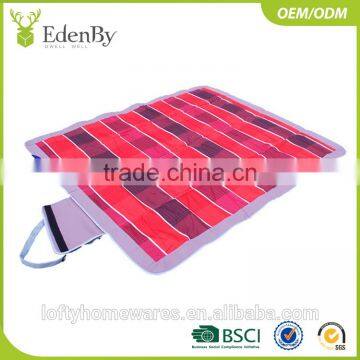 rubber play mat material laminated aluminum PE film EPE foam picnic self inflating camping mat