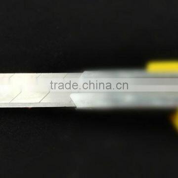Utility Cutter With a Screw photo-4
