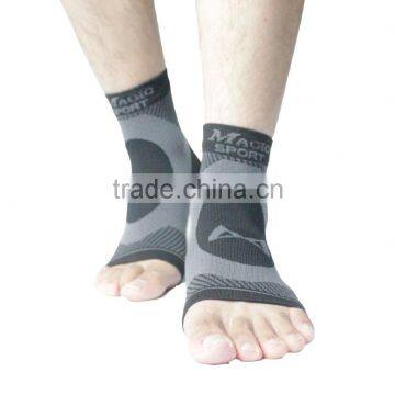 2017 New Breathable Plantar Fasciitis Socks Compression Foot Sleeves photo-4