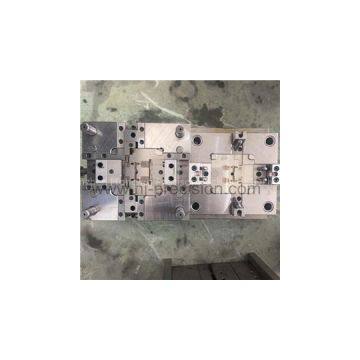 Custom made plastic injection mold