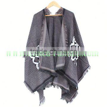 2017 Wholesale scarf and hijab cape shawl