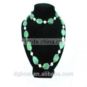 latest design plastic bead chain necklaces designs