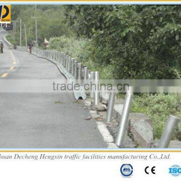 Hdg roadway steel crash barrier with silver, green and as you request