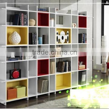 Classic wooden tree style bookshelf simpe design