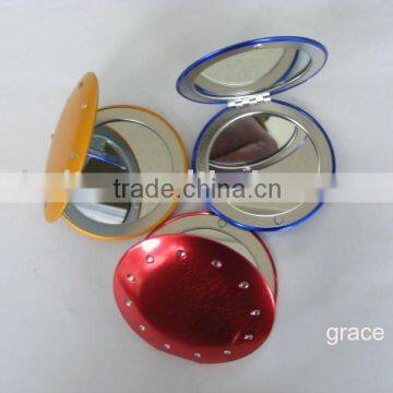 metal cosmetic mirror with round shape