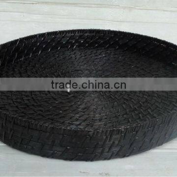 Round rattan tray