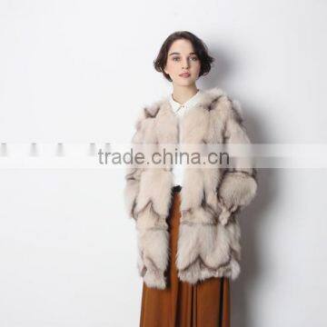 Real Beige Color Winter Warm Fox Fur Coat with Cheap Price from China Manufacture