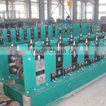 Excellent Quality of C-shape Steel Purlin Roll Forming Machine photo-4