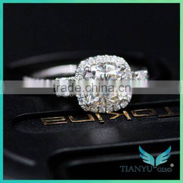 Custom Engagement Rings Fashion Design 14K White Gold Cusion Cut Moissanite Diamond Rings photo-3