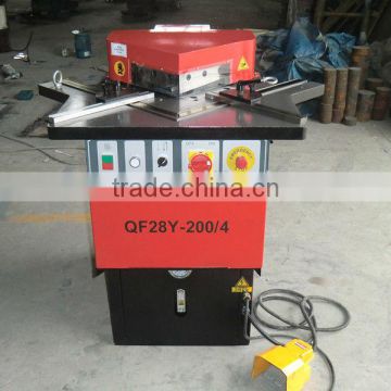 Hydraulic notching machine QF28Y-4*200