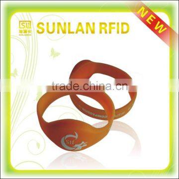 2015 Eco-Friendly Smart RFID Wristband ( Floor Price )