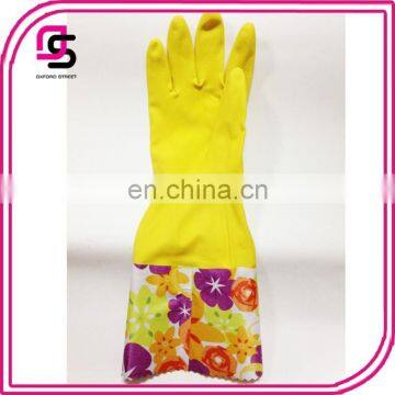 Gauntlet Long Rubber Gloves photo-2