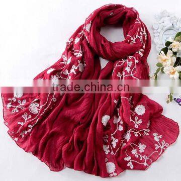 Splicing style viscose shawl with crochet embroidery