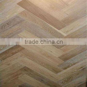 Wire-brushed White Oak Herringbone Parquet Solid Wood Flooring
