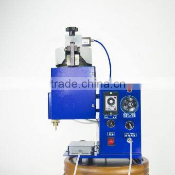 Hot melt glue dispensing machine