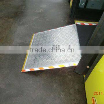 Manual Wheelchair Ramp for Bus