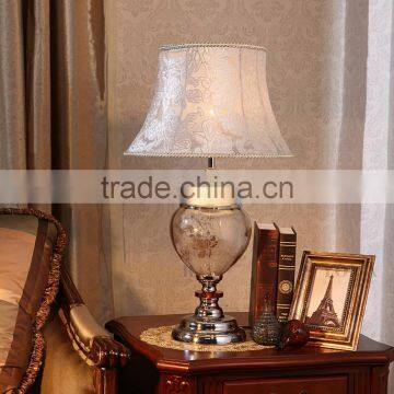 Living Room Bedroom Lamp Flower Pattern Glass and Crystal Table Lamp With Lampshade photo-2