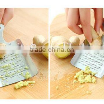 CY140 Stainless Steel Handle Ginger Garlic Grater Mesher Shredder Silver Tone