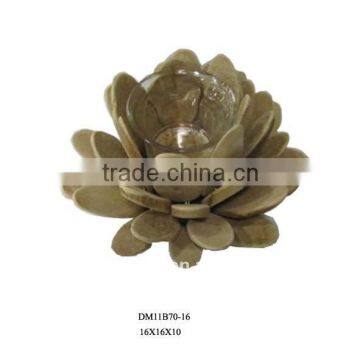 wood candle stand with flower shape